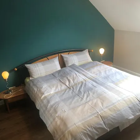 Ferienweingut & Gutsrestaurant Becker