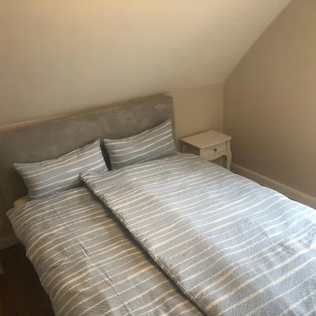 Apartman Ferienweingut & Gutsrestaurant Becker *