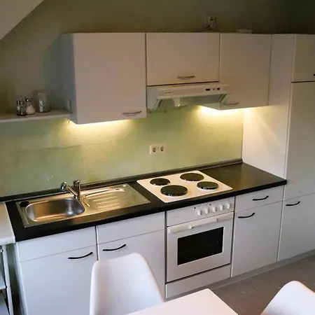 Ferienweingut & Gutsrestaurant Becker