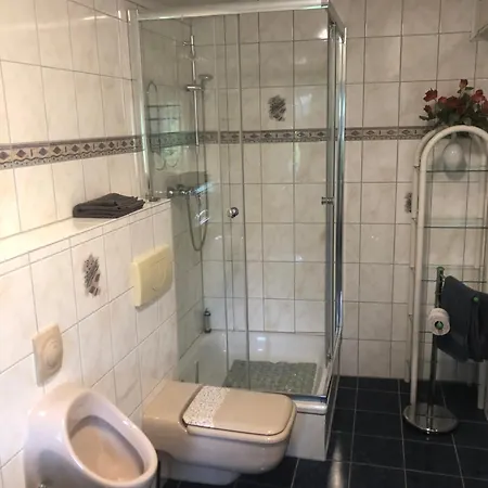 Ferienweingut & Gutsrestaurant Becker * Burgen (Bernkastel-Wittlich)