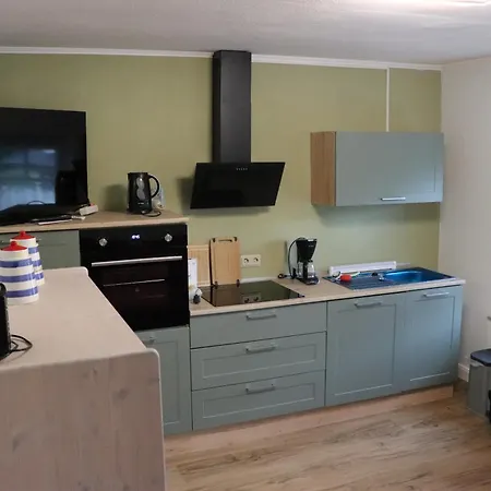 Ferienweingut & Gutsrestaurant Becker *