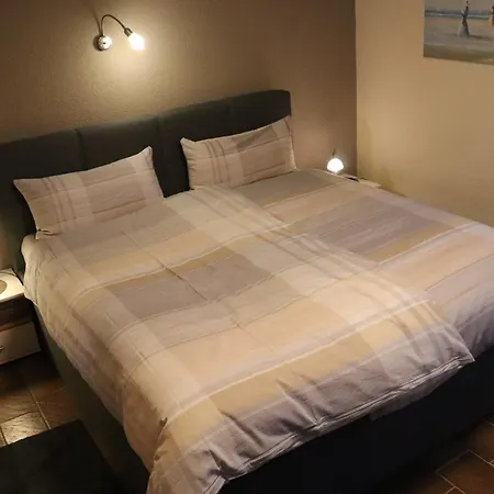 Ferienweingut & Gutsrestaurant Becker Apartman