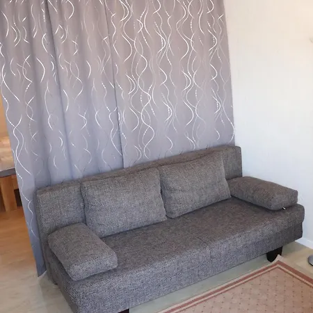 Ferienweingut & Gutsrestaurant Becker *