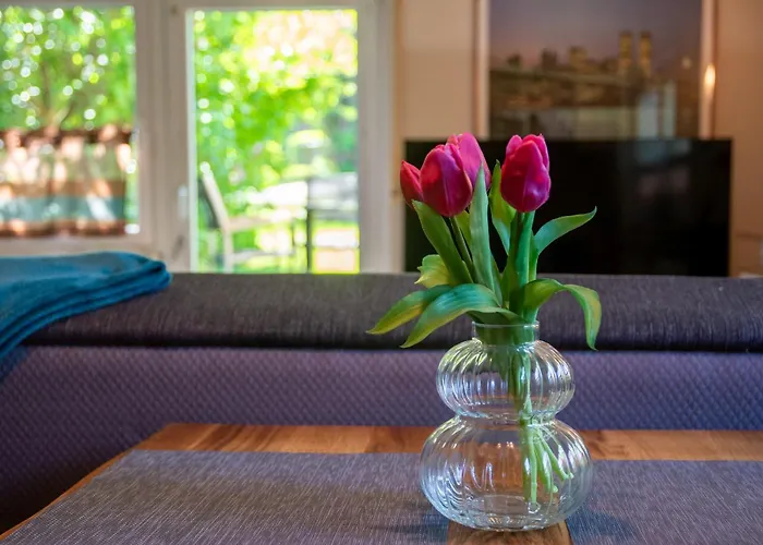 Ferienweingut & Gutsrestaurant Becker *