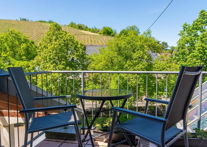 Ferienweingut & Gutsrestaurant Becker * Burgen (Bernkastel-Wittlich)